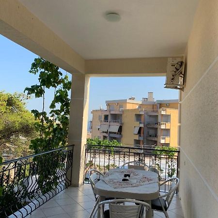Ylli Cunaj Apartments Sarandë Eksteriør bilde
